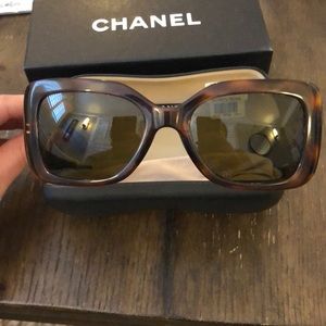 Chanel sunglasses - like New!